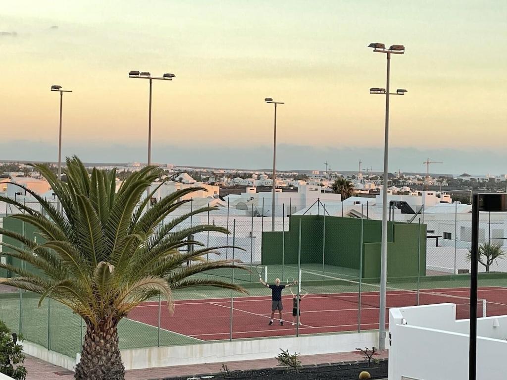 Willa Luxury Near 1km Swimming Pool Tennis Court Great For Ages